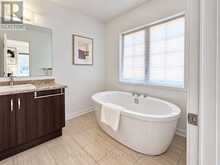 131 MAGUIRE ROAD | Newmarket Ontario | Slide Image Thirty-three