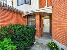 32 - 315 WILKES COURT | Aurora Ontario | Slide Image Three