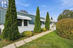 139 ROXANNA DRIVE | Georgina Ontario | Slide Image Three