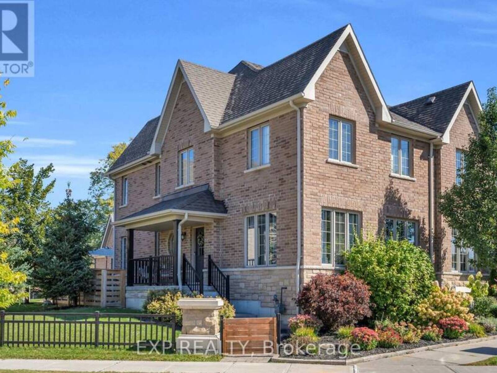 10 VITA STEPHANIE COURT, Georgina, Ontario L0E 1R0