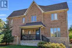 10 VITA STEPHANIE COURT | Georgina Ontario | Slide Image Three