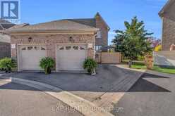 10 VITA STEPHANIE COURT | Georgina Ontario | Slide Image Forty-seven