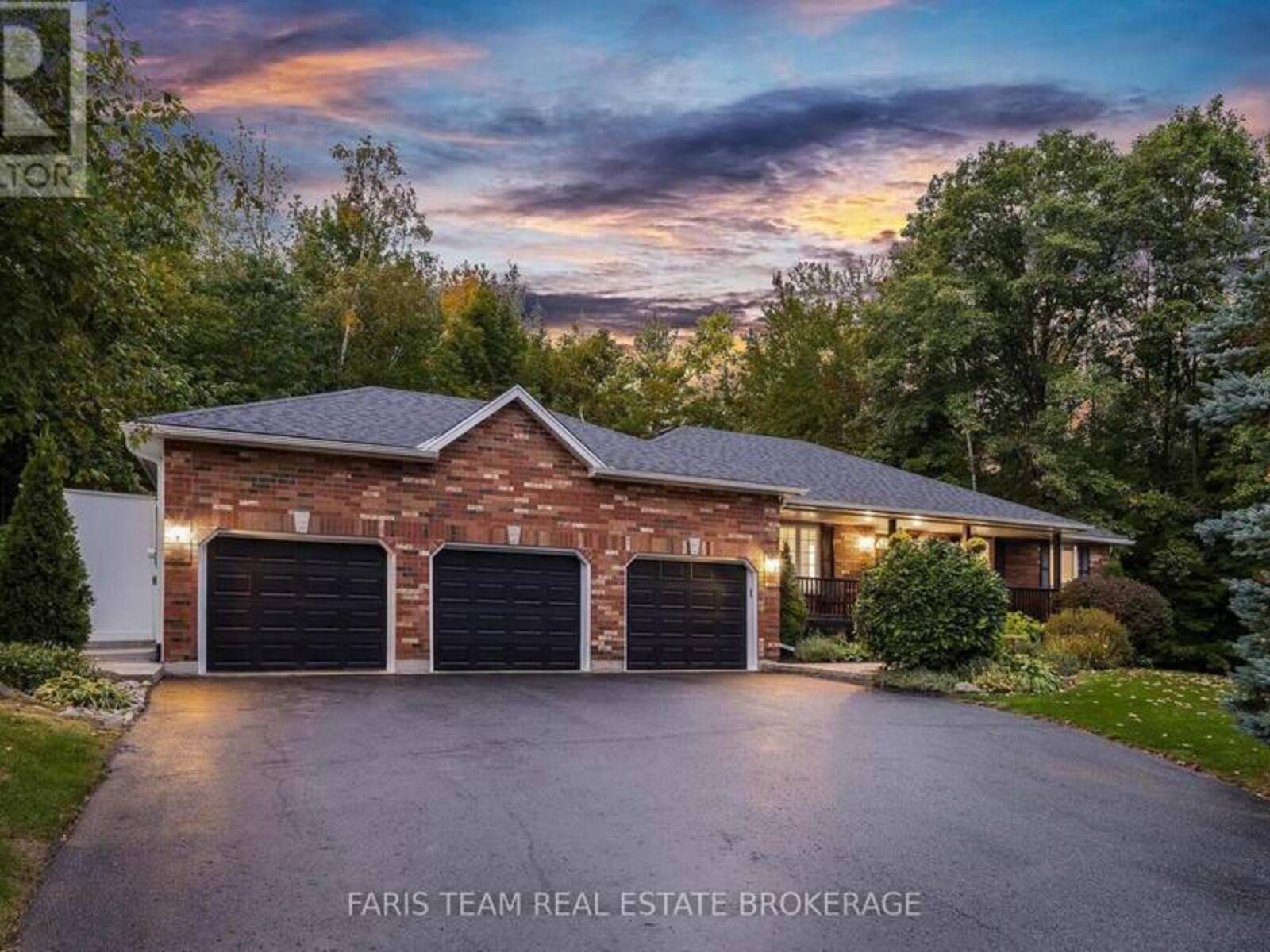 55 DAVENPORT DRIVE, Springwater, Ontario L0L 1V0