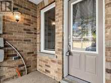 6 - 75 PRINCE WILLIAM WAY | Barrie Ontario | Slide Image Four