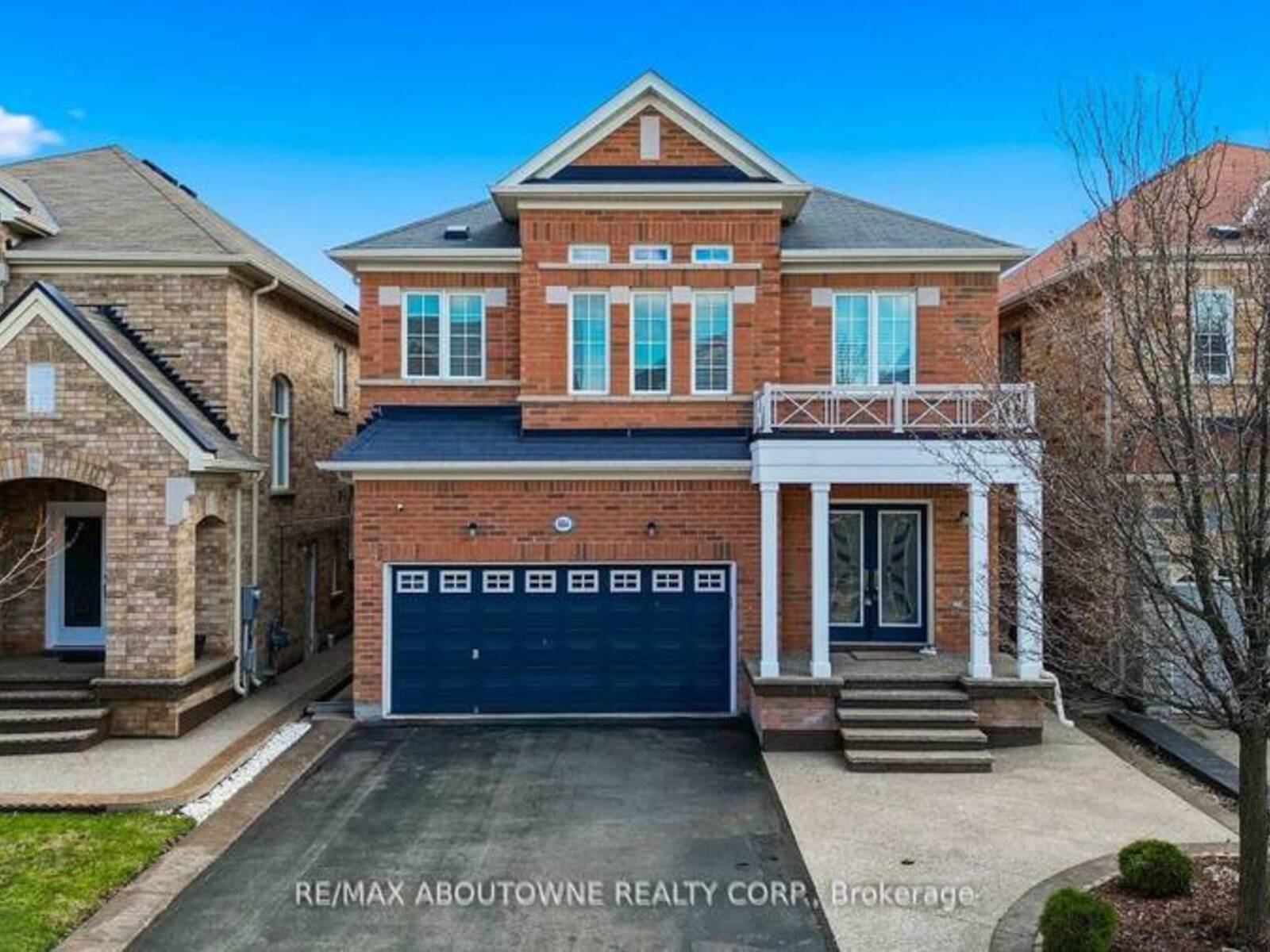 884 STOUTT CRESCENT, Milton, Ontario L9T 7R1