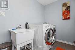 7 LAMPMAN DRIVE | Grimsby Ontario | Slide Image Sixteen