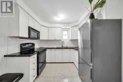 285 ROBINA AVENUE | Toronto Ontario | Slide Image Sixteen