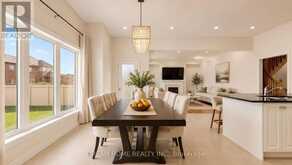 8 SLATER COURT | East Gwillimbury Ontario | Slide Image Nine