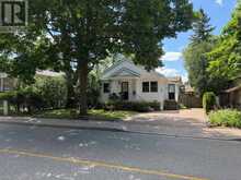 82 MILL STREET | Richmond Hill Ontario | Slide Image Two