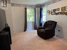 82 MILL STREET | Richmond Hill Ontario | Slide Image Six