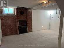 82 MILL STREET | Richmond Hill Ontario | Slide Image Eight