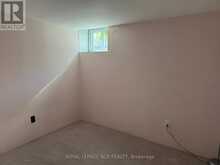 82 MILL STREET | Richmond Hill Ontario | Slide Image Nine