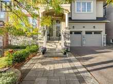26 BLAZING STAR STREET | East Gwillimbury Ontario | Slide Image Four