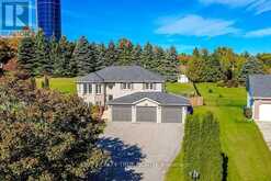 35 MARLOW CIRCLE | Springwater Ontario | Slide Image One