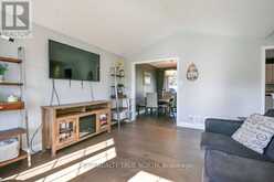35 MARLOW CIRCLE | Springwater Ontario | Slide Image Six