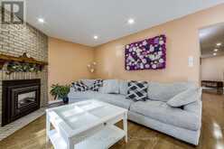 13 SHALE DRIVE | Ajax Ontario | Slide Image Thirteen