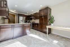 13 SHALE DRIVE | Ajax Ontario | Slide Image Fifteen