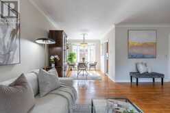 18 HORIZON CRESCENT | Toronto Ontario | Slide Image Nine