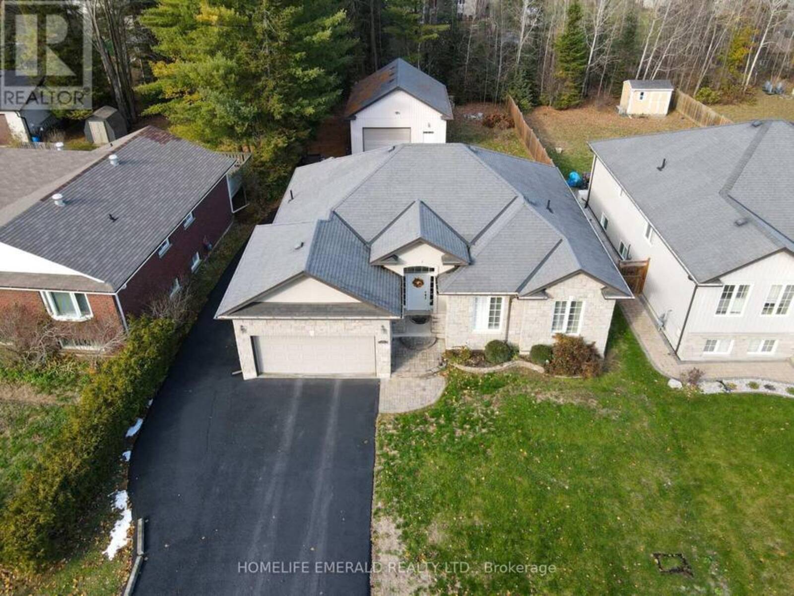 17 TREE TOP STREET, Angus, Ontario L0M 1B2