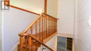 9 BRONTE CRESCENT | Barrie Ontario | Slide Image Thirty-four