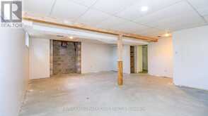 9 BRONTE CRESCENT | Barrie Ontario | Slide Image Thirty-eight