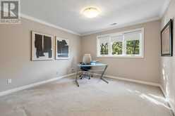 124 ABBEYWOOD TRAIL | Toronto Ontario | Slide Image Nineteen