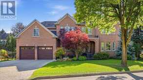 250 ROSELAWN DRIVE | Vaughan Ontario | Slide Image Two