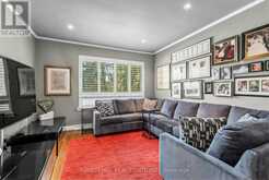 4 ABRAMS PLACE | Toronto Ontario | Slide Image Eighteen