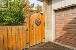20 WISHING WELL DRIVE | Toronto Ontario | Slide Image Eleven