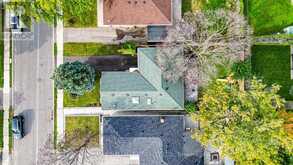 20 WISHING WELL DRIVE | Toronto Ontario | Slide Image Forty