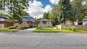 35 FLORENS AVENUE | Toronto Ontario | Slide Image Two