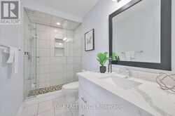 21 IRON HORSE AVENUE | Richmond Hill Ontario | Slide Image Nineteen