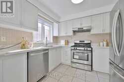 21 IRON HORSE AVENUE | Richmond Hill Ontario | Slide Image Nine