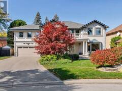 1816 PADDOCK CRESCENT Mississauga Ontario, L5L 3E4