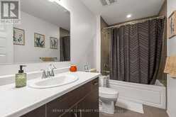 110 - 102 GROVEWOOD COMMON CIRCLE | Oakville Ontario | Slide Image Eleven