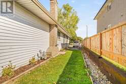 35 IVANHOE ROAD | Brantford Ontario | Slide Image Thirty-five