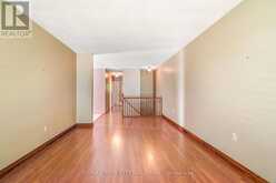 35 IVANHOE ROAD | Brantford Ontario | Slide Image Eight