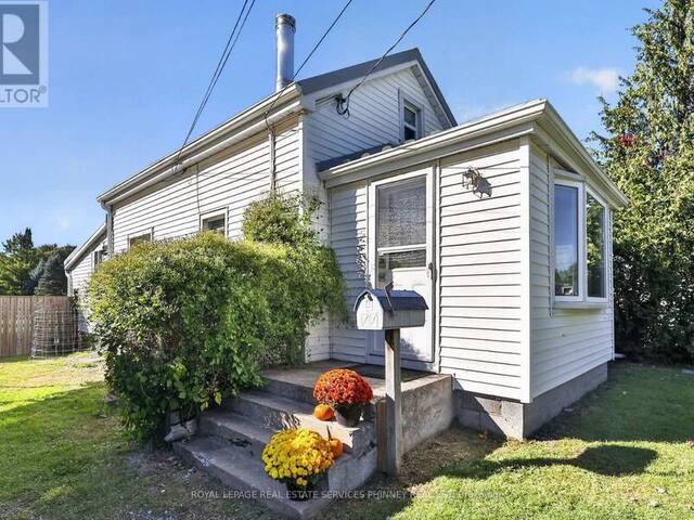 715 SOUTH PELHAM ROAD Welland Ontario, L3C 3C9 - 2 Bedrooms Home For Sale