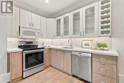 35 METCALFE STREET | Aurora Ontario | Slide Image Fifteen