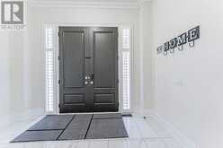 61 ROSS VENNARE CRESCENT | Vaughan Ontario | Slide Image Six