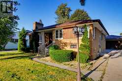 3040 WOODLAWN AVENUE | Windsor Ontario | Slide Image Two