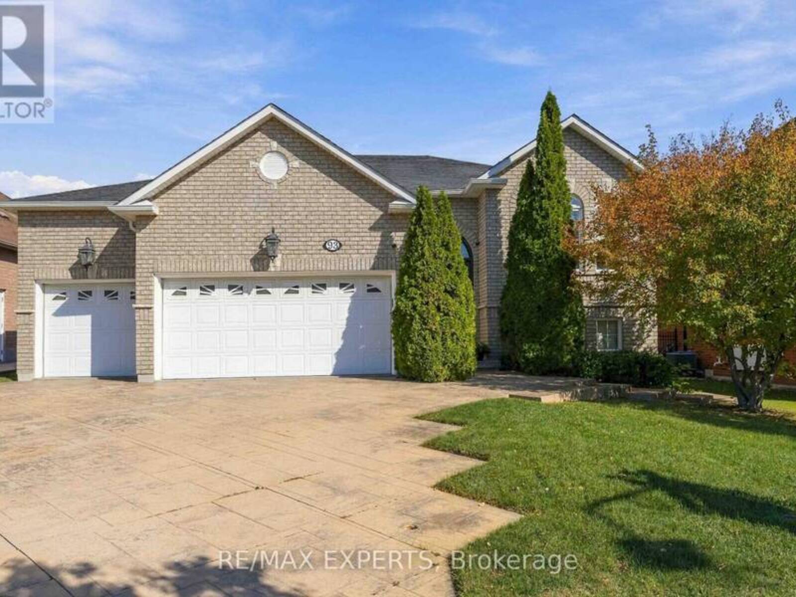 93 VELMAR DRIVE, Vaughan, Ontario L4L 8W4