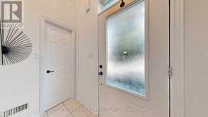 112 LAKE AVENUE | Richmond Hill Ontario | Slide Image Nineteen