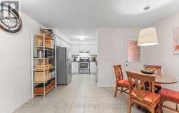 33 SERGIO MARCHI STREET | Toronto Ontario | Slide Image Twelve