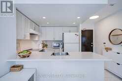 2011 - 8 PARK ROAD | Toronto Ontario | Slide Image Thirteen