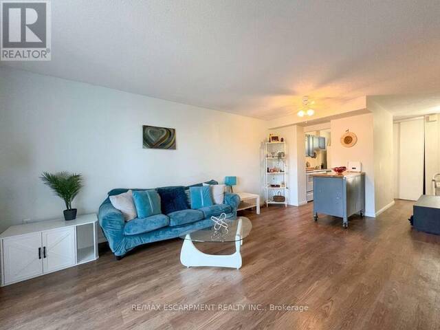 346 - 350 QUIGLEY ROAD Hamilton Ontario, L8K 5N2 - 2 Bedrooms Condo For Sale