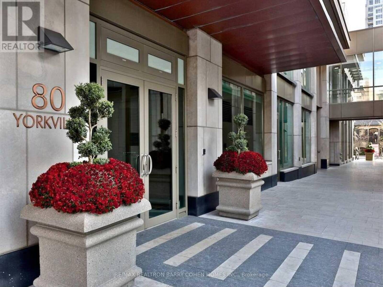 1602 - 80 YORKVILLE AVENUE, Toronto, Ontario M5R 2C2