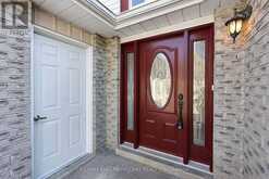 38 IMPERIAL CRESCENT | Bradford West Gwillimbury Ontario | Slide Image Two