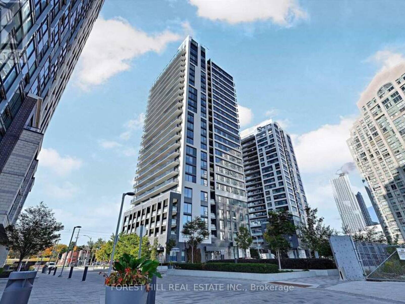 1708 - 30 SAMUEL WOOD WAY, Toronto, Ontario M9B 0C9