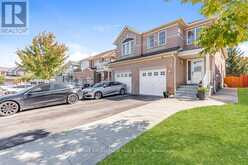 44 WEATHER VANE LANE NW | Brampton Ontario | Slide Image Four